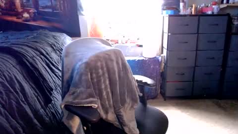 lanaluxxe4 online show from February 10, 2026, 5:06 pm