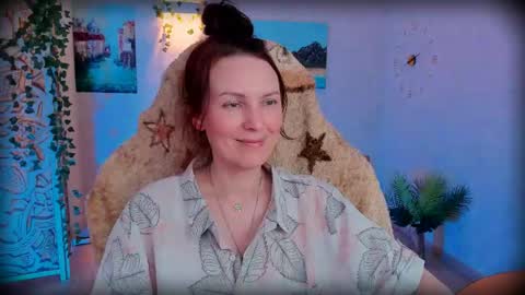 Snapshot of lanaradiance chatting on May 21, 2026, 12:56 pm Lana Radiance online show from May 21, 2026, 12:56 pm