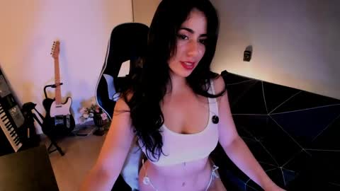 Lana online show from April 18, 2026, 12:14 am