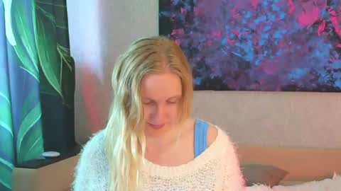 LanaviSmith online show from June 17, 2026, 6:16 am