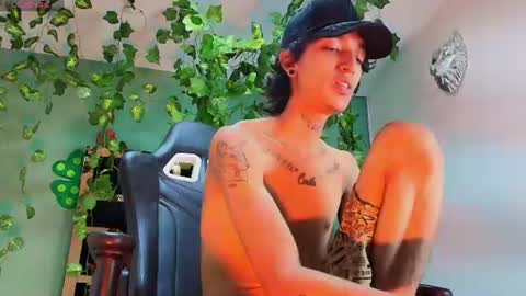 Snapshot of langelo_el chatting on June 12, 2026, 12:26 pm langelo_el online show from June 12, 2026, 12:26 pm