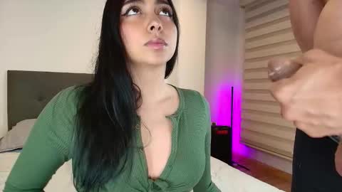 Valen and George online show from November 20, 2025, 2:56 am