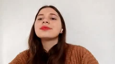 Taisia Tai online show from November 16, 2025, 8:31 am