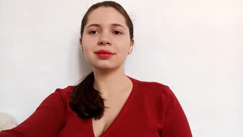 Taisia Tai online show from November 30, 2025, 6:17 am