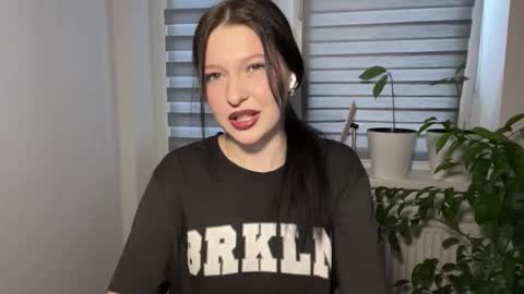 Sarah online show from February 27, 2026, 2:28 pm