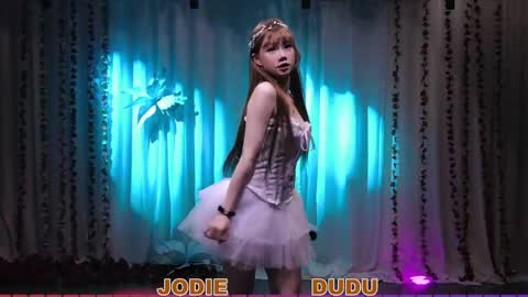 lankwaifong_cindy online show from April 21, 2026, 2:48 am