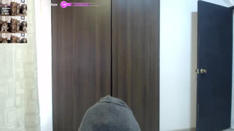 Lanna online show from January 21, 2025, 1:32 pm