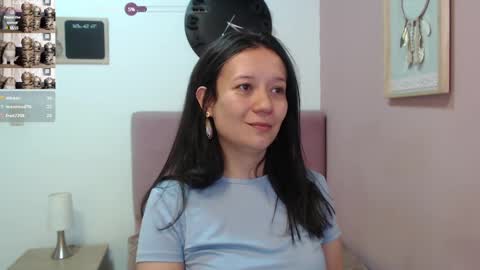 Lanna online show from February 17, 2025, 4:37 pm