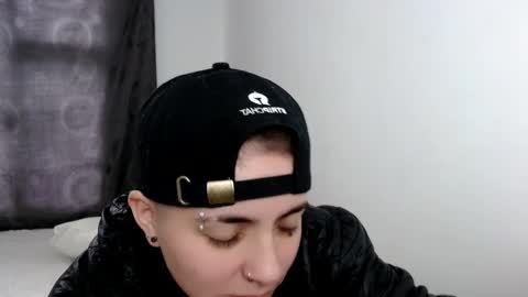 LANNIE   online show from March 11, 2025, 8:53 pm