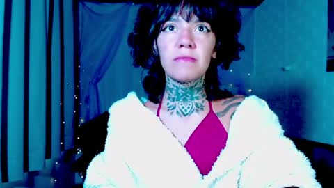 LANNIE   online show from April 6, 2026, 12:50 pm