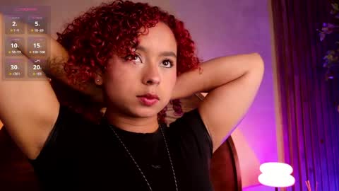 lara_curly online show from April 5, 2026, 10:56 am