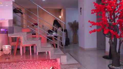 Snapshot of lara_giraldo chatting on September 20, 2025, 12:44 am Hello Guys I am Lara Giraldo WELCOME To my room online show from September 20, 2025, 12:44 am