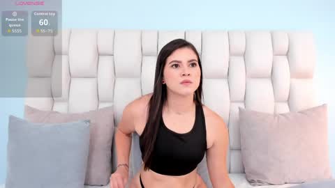 Lara Sweet online show from March 31, 2026, 11:43 am