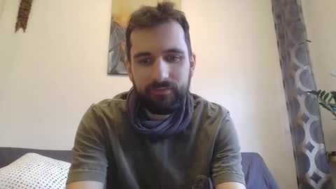 laraaan online show from December 20, 2025, 1:07 pm