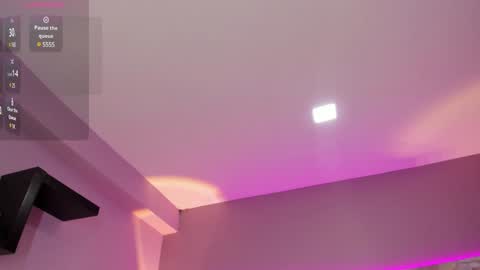 Lara online show from January 10, 2025, 7:54 pm