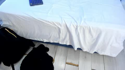 Lara online show from April 21, 2026, 6:55 pm