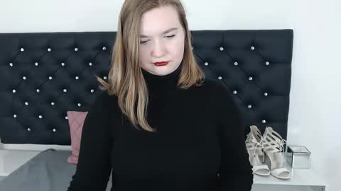 LaraFlirt online show from February 13, 2025, 2:34 am