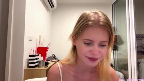 Stella online show from February 20, 2026, 10:16 am