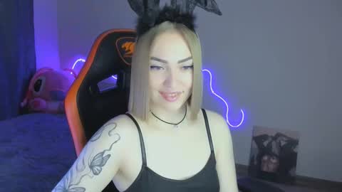 LaraKrein lk online show from January 5, 2026, 9:18 pm