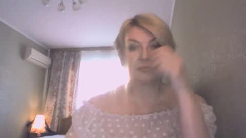 laramrs online show from April 21, 2026, 4:34 pm