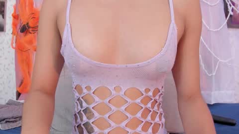 Lara Murphy online show from October 26, 2025, 2:39 am