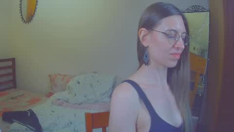 larawintersxxx online show from March 2, 2025, 3:24 am
