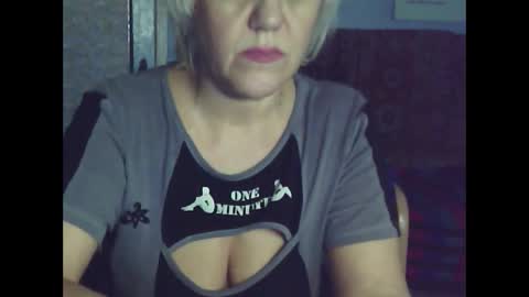 larisaq4ugo24 online show from February 2, 2025, 11:51 am