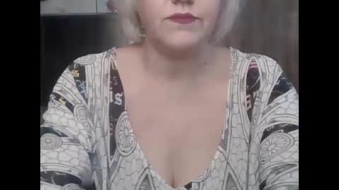 larisaq4ugo24 online show from November 2, 2025, 6:16 am