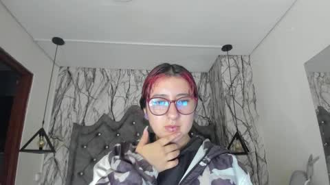  Lari online show from February 18, 2025, 1:54 am