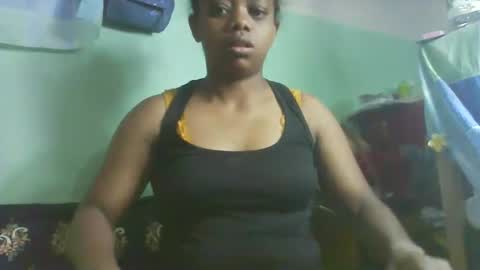 larissa645771 online show from November 5, 2025, 7:52 am