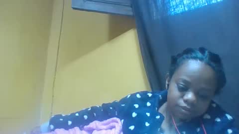 larissa645771 online show from April 20, 2026, 7:22 am