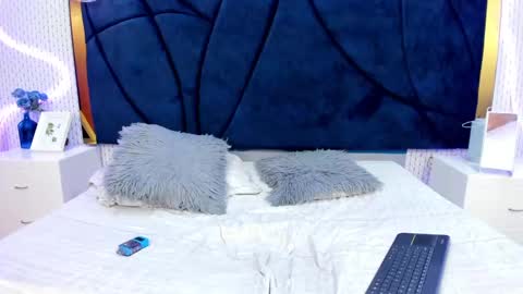 Valentina online show from March 4, 2025, 3:48 pm