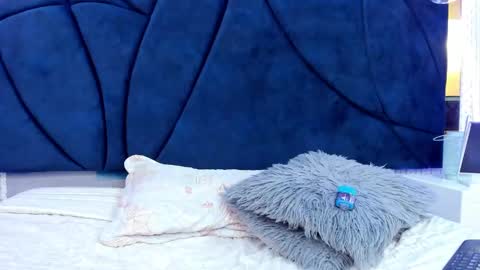 Valentina online show from March 7, 2025, 12:23 pm