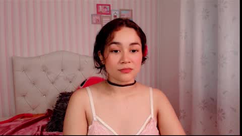 Larissas online show from January 24, 2025, 2:18 am