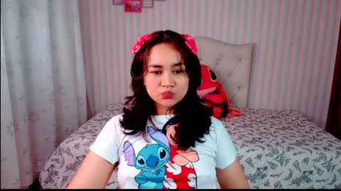 Larissas online show from February 3, 2025, 2:02 pm