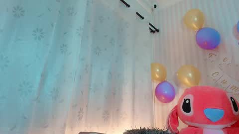 Larissas online show from October 10, 2025, 9:03 pm