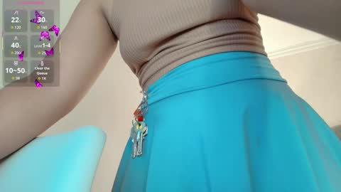 Larissas online show from October 25, 2025, 12:18 am