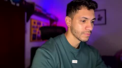 andrew online show from January 1, 2025, 3:03 pm