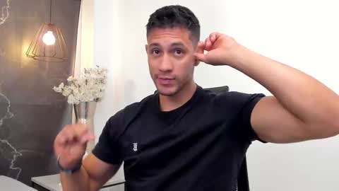 andrew online show from November 12, 2025, 1:11 pm