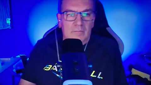 Snapshot of larrymac23 chatting on April 22, 2026, 3:09 am Lmac1210 online show from April 22, 2026, 3:09 am