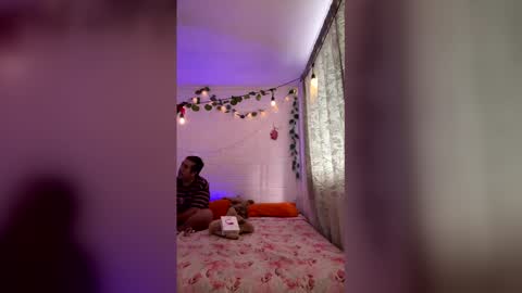 lasexbellaylabestia online show from May 20, 2026, 5:19 pm