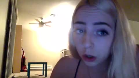 Roxy blue online show from March 3, 2026, 7:25 am