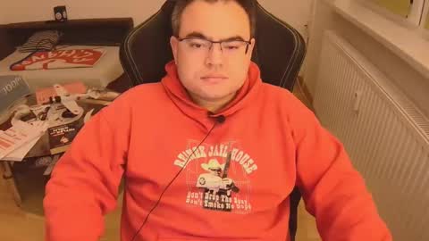 latexboy893 online show from December 1, 2025, 11:10 pm