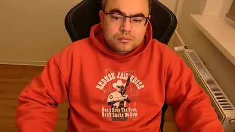 Snapshot of latexboy893 chatting on May 10, 2026, 10:59 pm latexboy893 online show from May 10, 2026, 10:59 pm