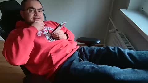 Snapshot of latexboy893 chatting on May 11, 2026, 11:05 am latexboy893 online show from May 11, 2026, 11:05 am