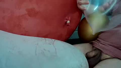 latexchris77 online show from May 29, 2026, 9:40 am