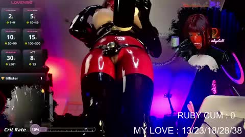 Latex Ruby online show from April 28, 2026, 2:38 am