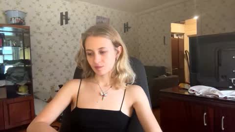 Amelia online show from February 28, 2026, 1:12 pm