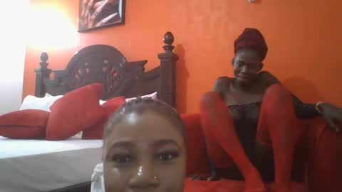 Snapshot of latifah280594 chatting on March 14, 2026, 9:42 pm latifah online show from March 14, 2026, 9:42 pm