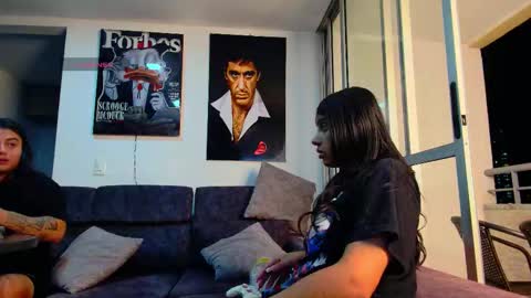 Sara y Andy online show from November 24, 2025, 11:37 pm